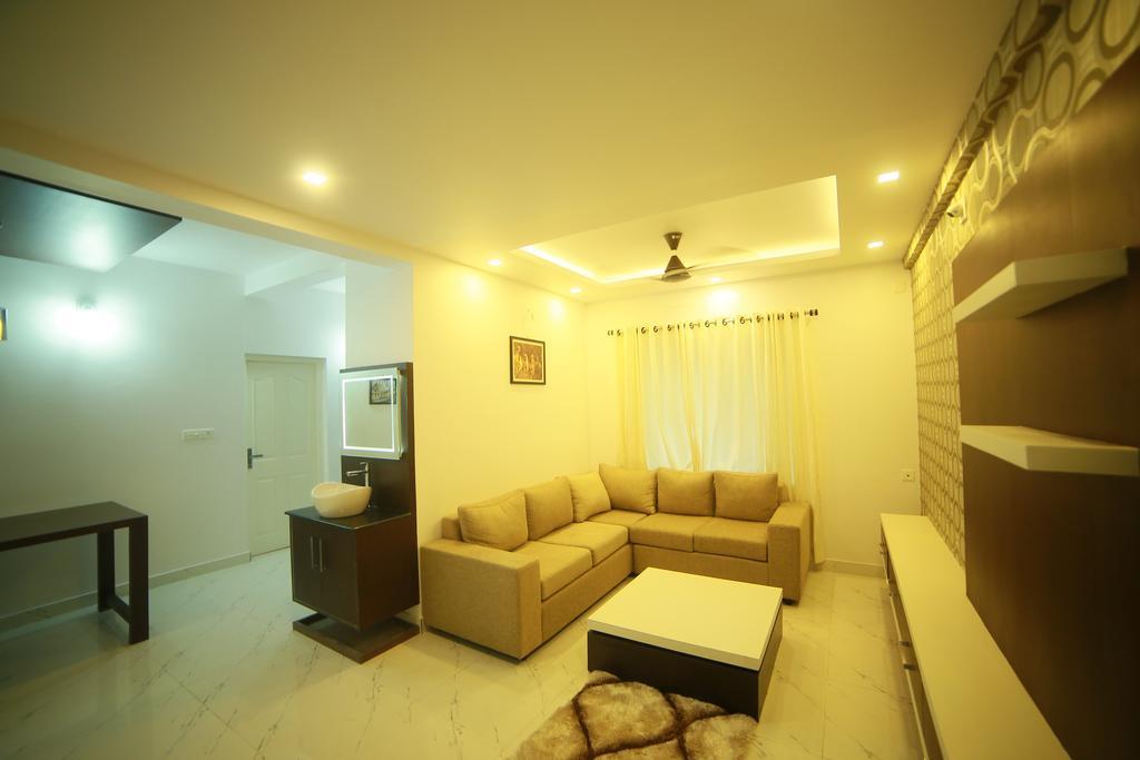 เอสอาร์เอ็ม ทาวเวอร์ เรสซิเดนซี Apartment กูรูวาเยอร์ ภายนอก รูปภาพ